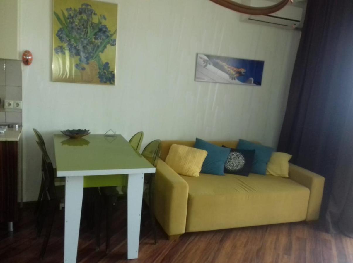 Apartment On Kobaladze Str 2 Batumi Ngoại thất bức ảnh