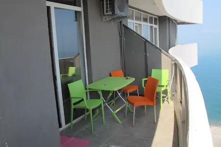 Apartment On Kobaladze Str 2 Batumi Ngoại thất bức ảnh